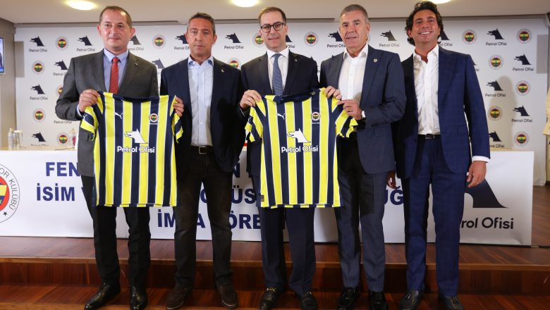  Petrol Ofisi ve Fenerbahçe Kadın Futbol Takımı arasında imzalar atıldı